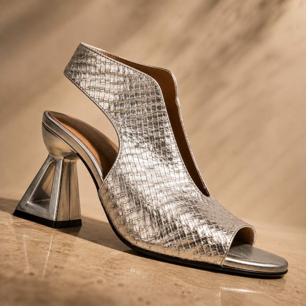 Vittoria Metallic Textured Booties