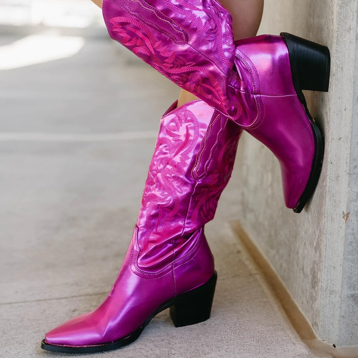 Women's Western Boots, Pointed Toe Rivet Detail