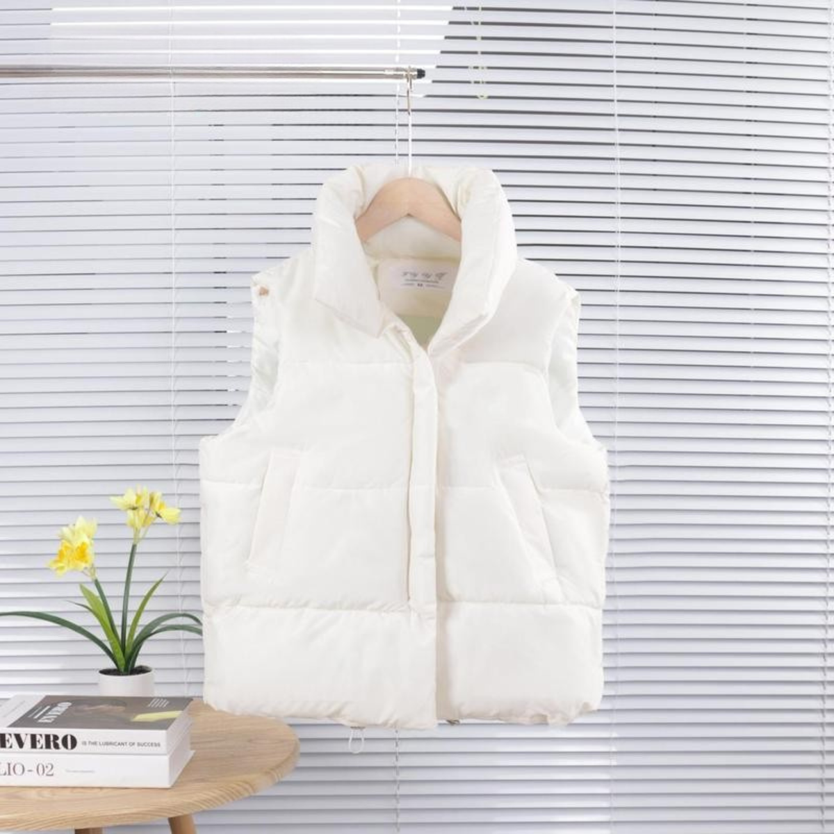 Women's Puffer Vest, Cropped Stand Collar Quilted Sleeveless