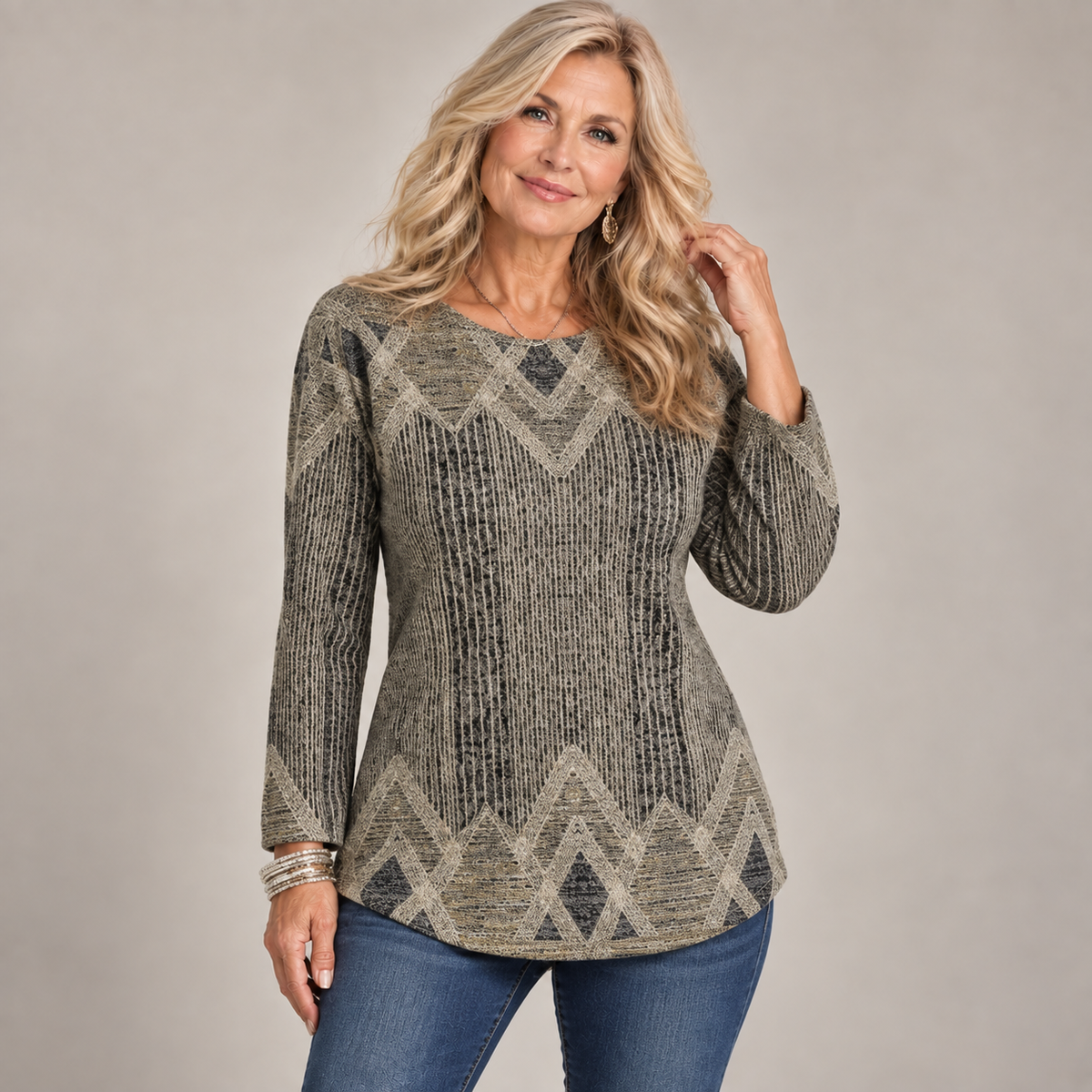 Aunea | Sophisticated Sweater