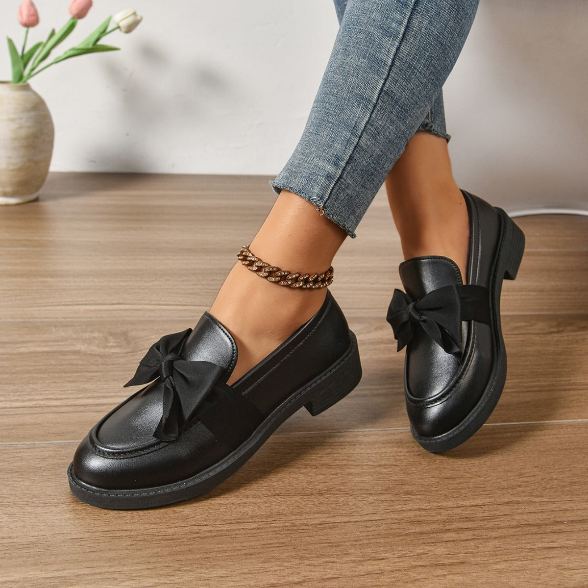Veronica | Bow Loafers