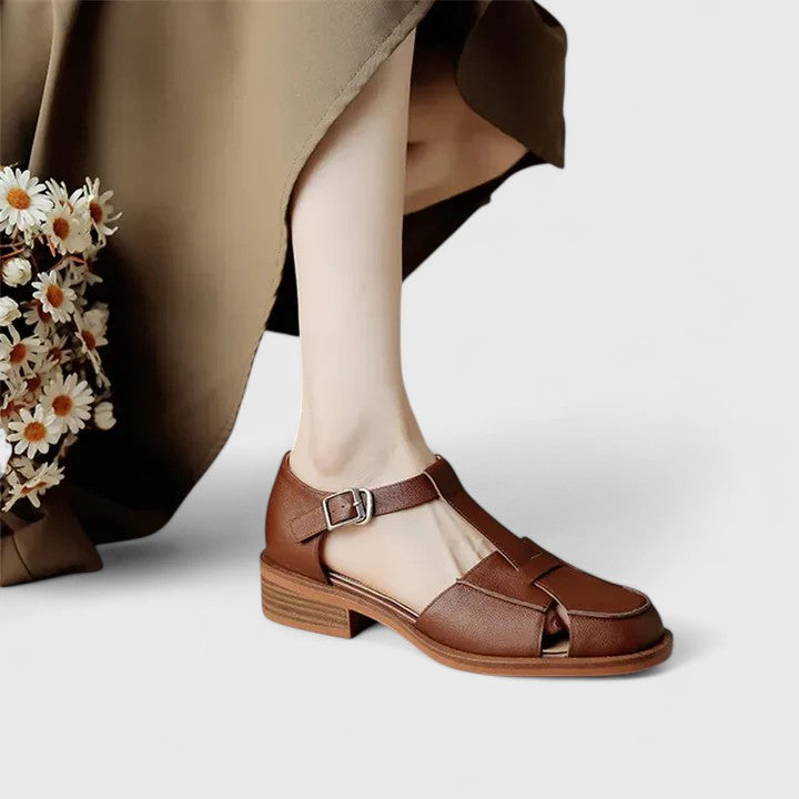 MANON | CLOSED-TOE STRAP SANDALS