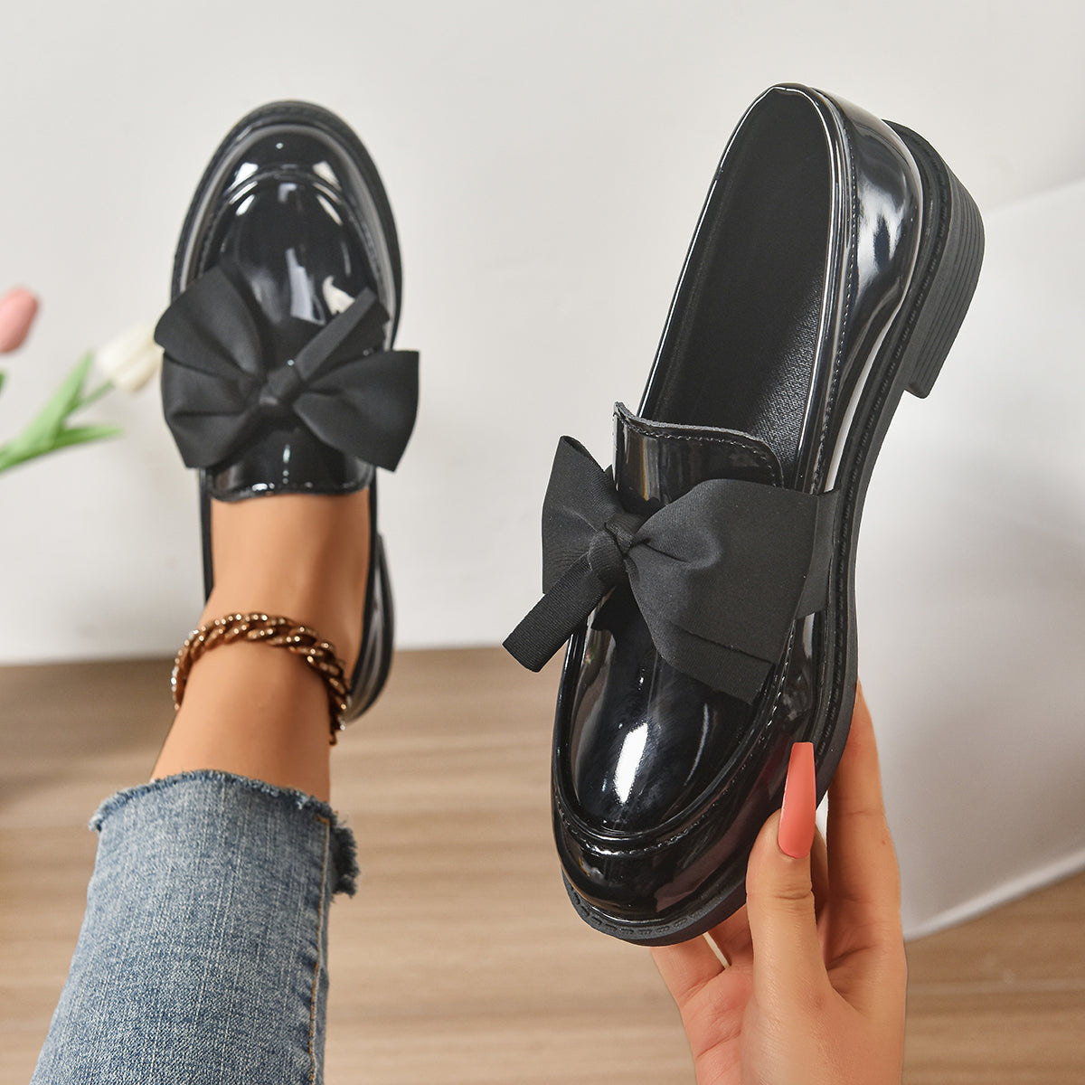 Veronica | Bow Loafers
