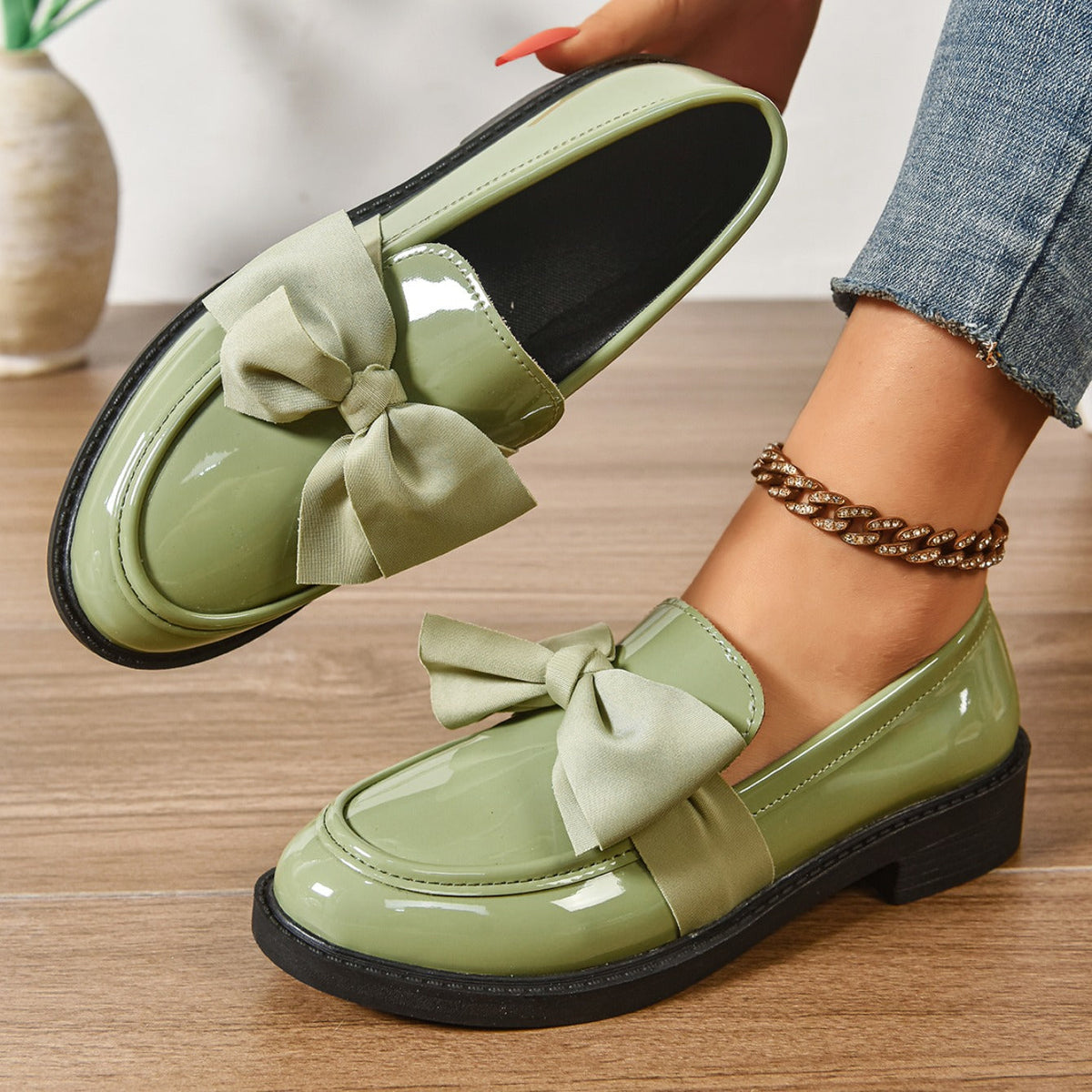 Veronica | Bow Loafers