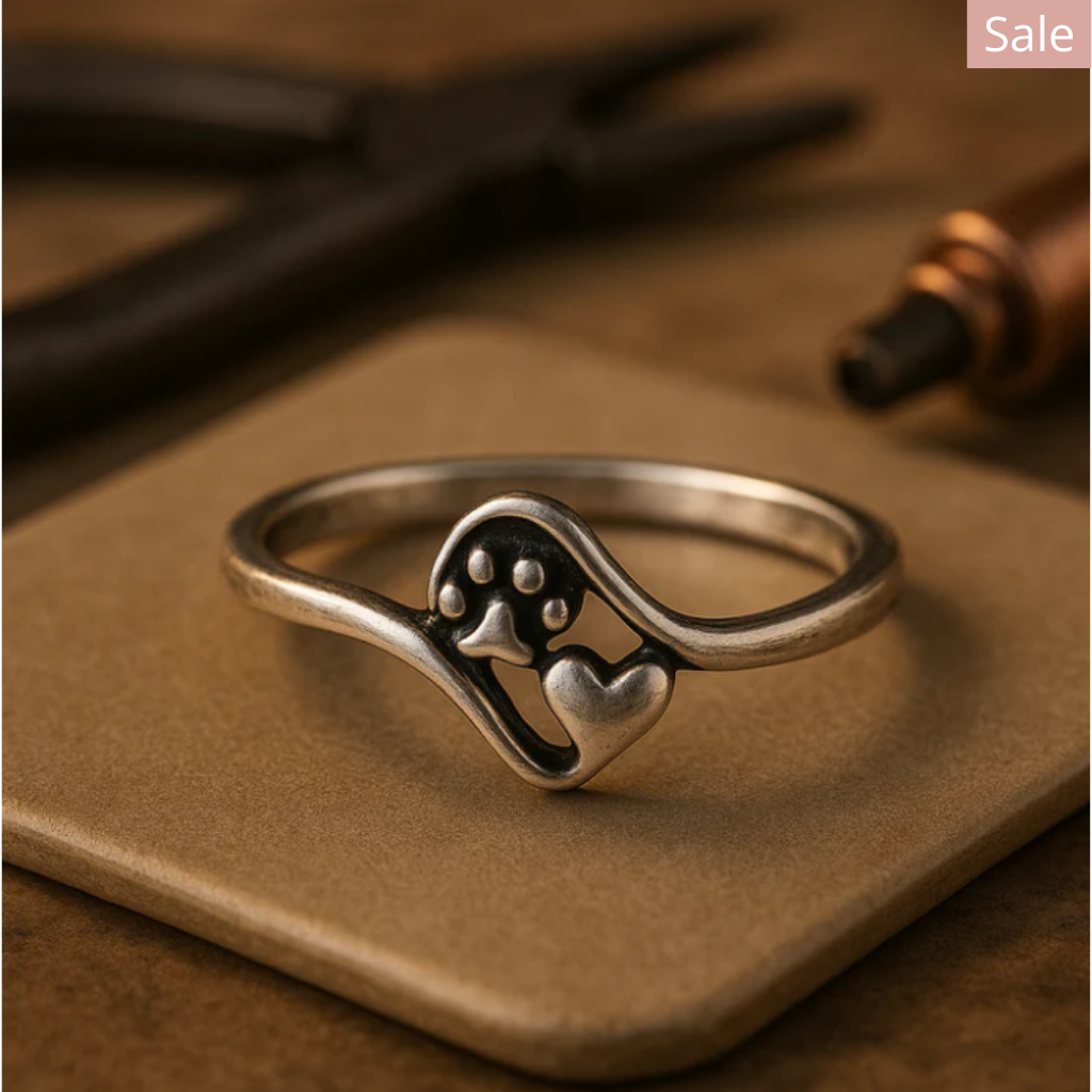 Vintage Sterling Silver Paw and Heart Ring