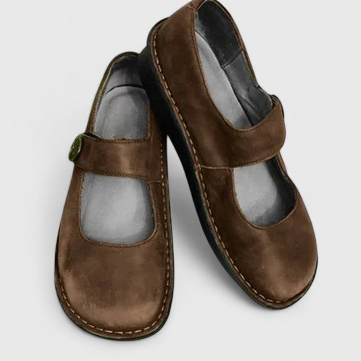 MONIQUE | VINTAGE LEATHER MARY JANES