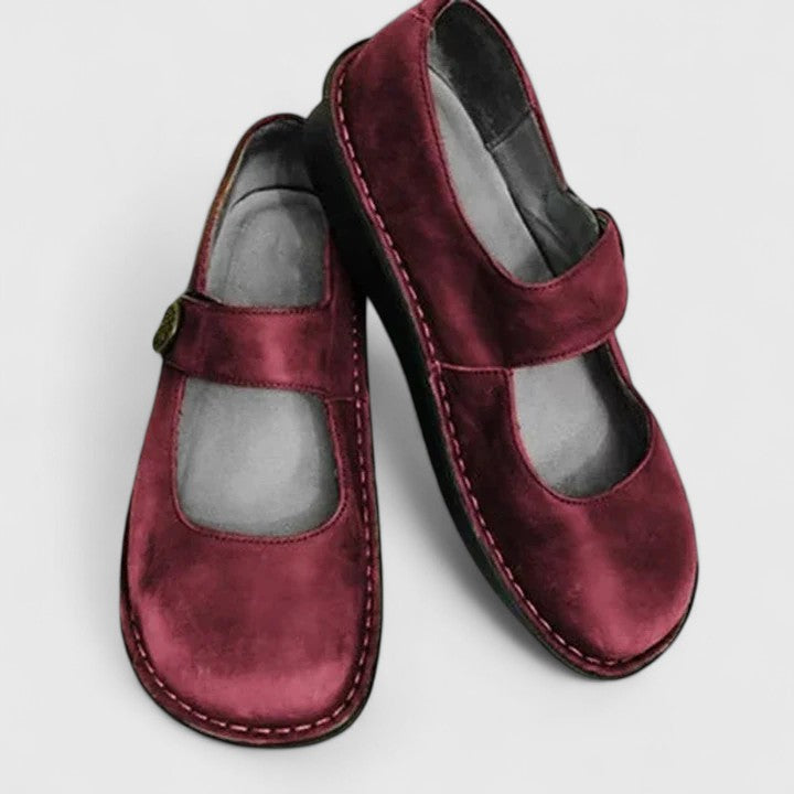 MONIQUE | VINTAGE LEATHER MARY JANES
