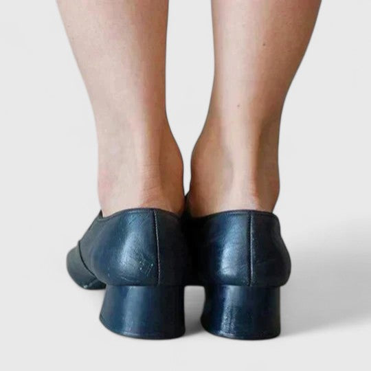 LÉA | RETRO MARY JANES WITH ROUND BUCKLE